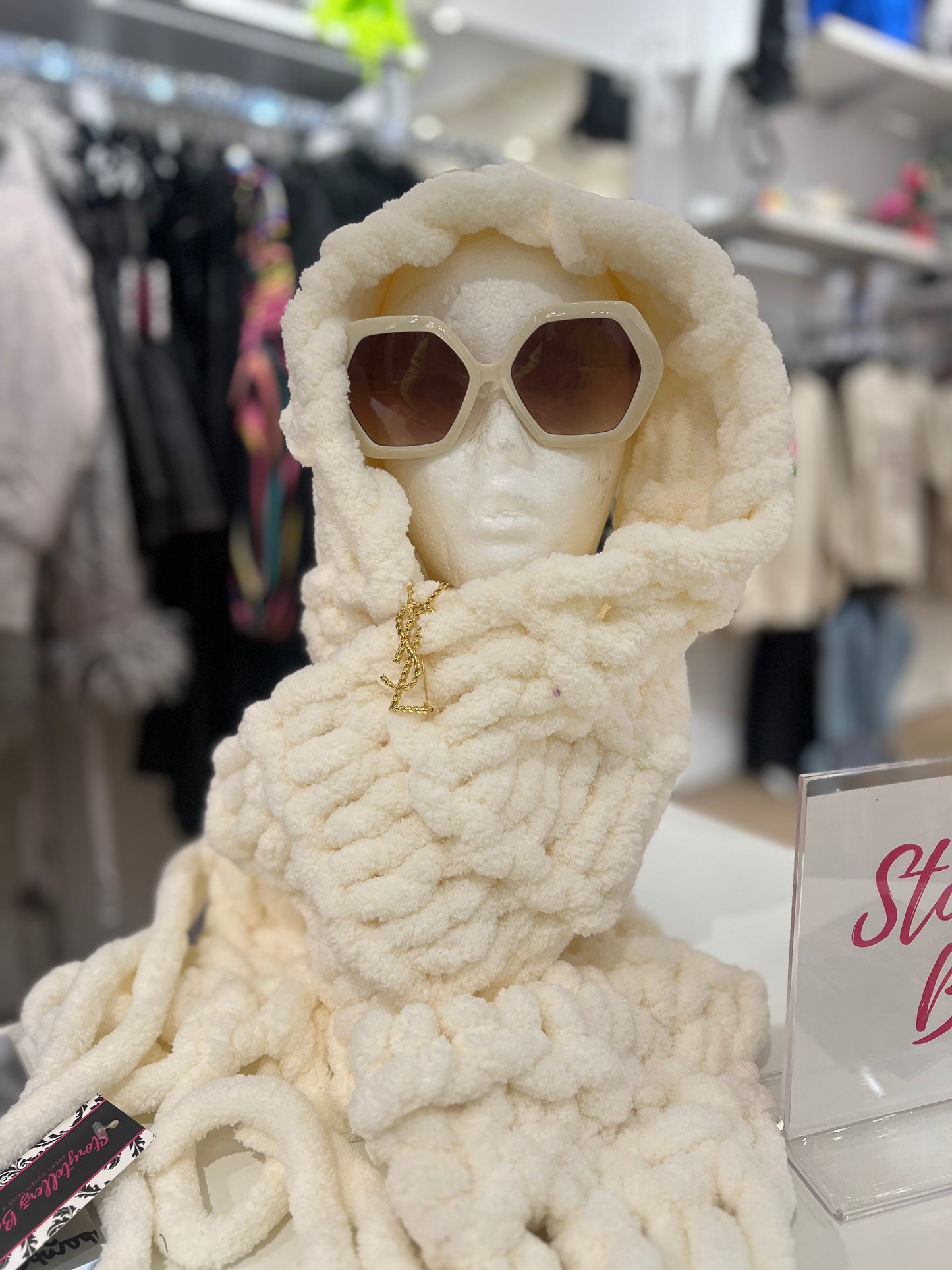 Chunky knit scarf