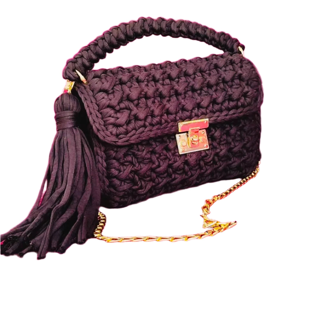 Crochet clutch bag