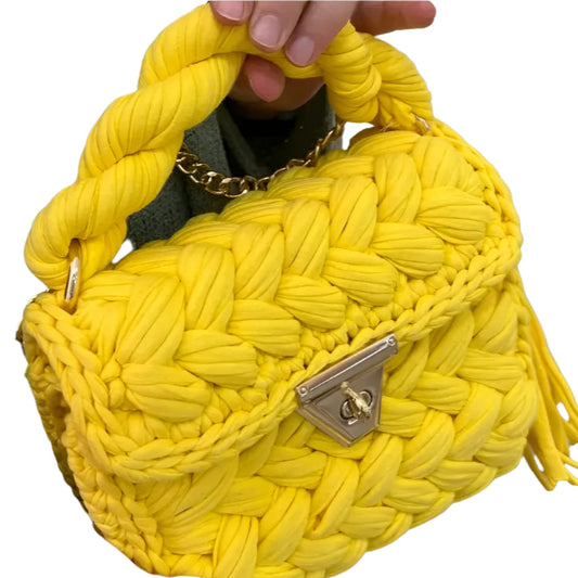 Crochet clutch bag
