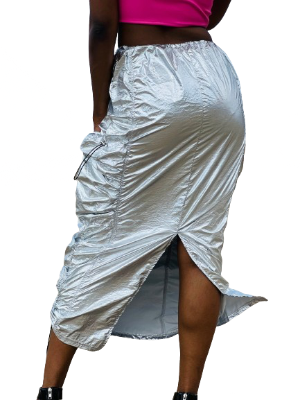 Metallic cargo skirt