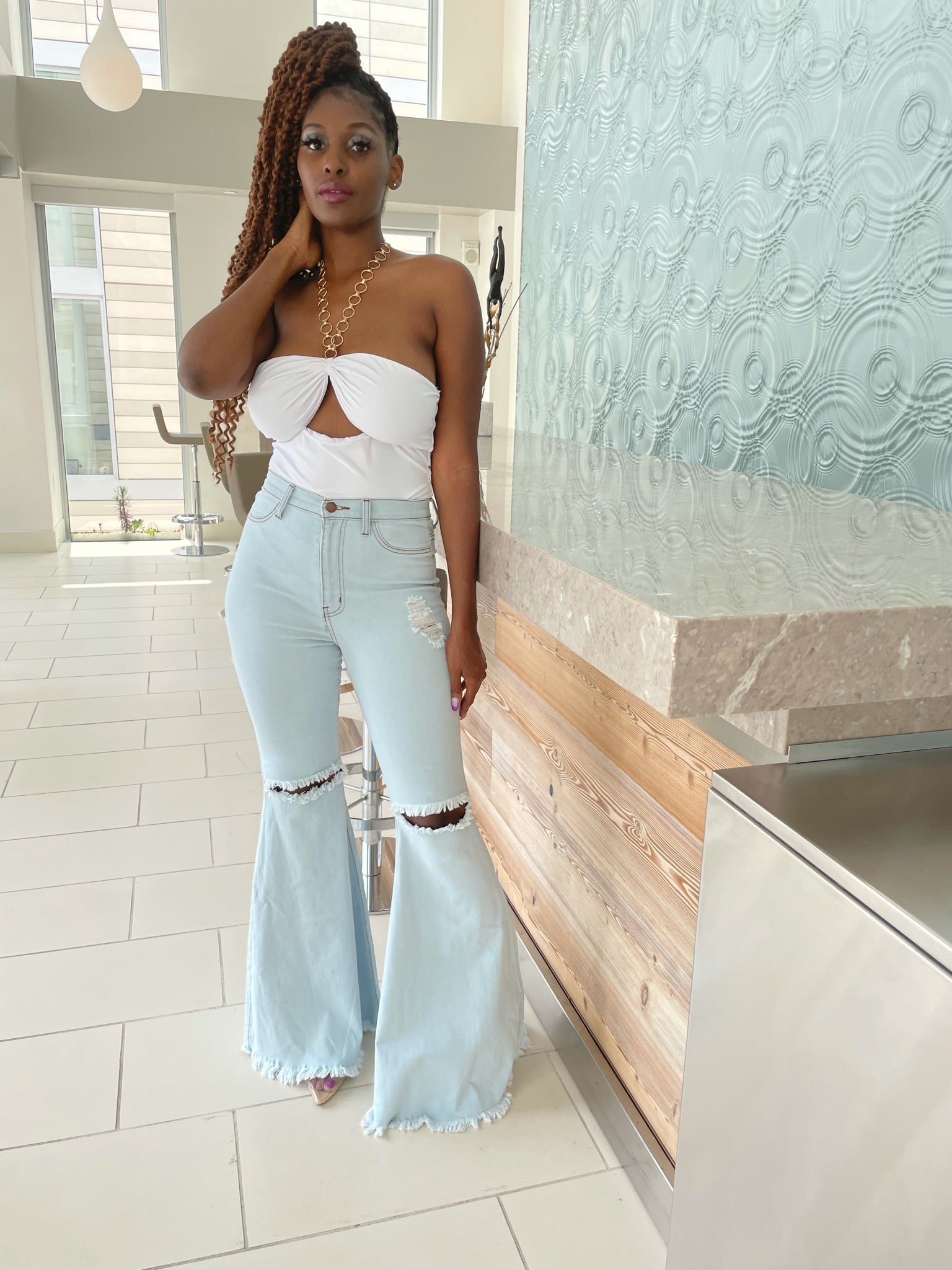 Ring My Bell wide leg jeans (other colors available) – Storytellerz  Boutique